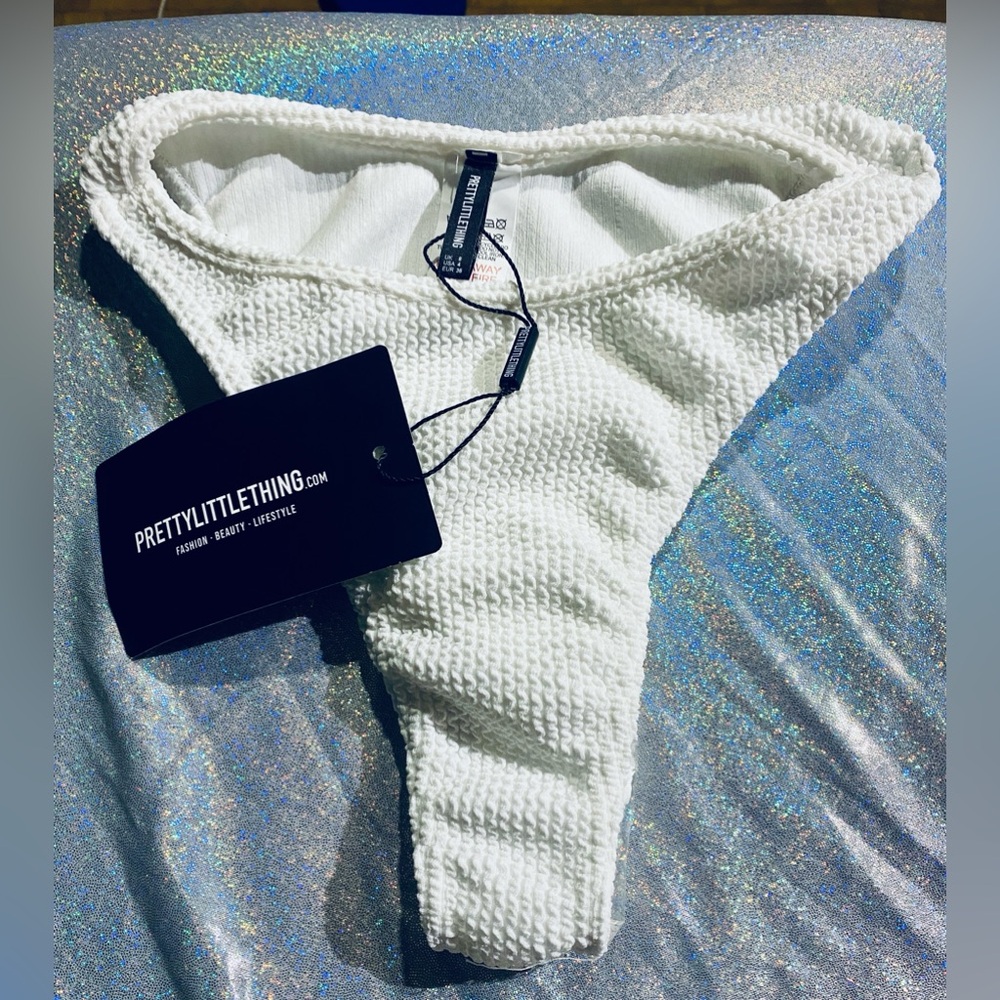 Pretty Little Thing White Crinkle High Leg High Waist Bikini Bottom NWT Size 4